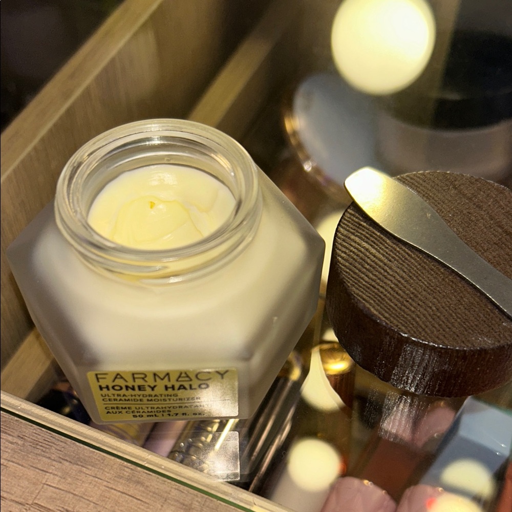 Farmacy Honey Halo Ceramide Moisturizer - Yellow Cream Jar with Brown Lid - Picture 3 of 3